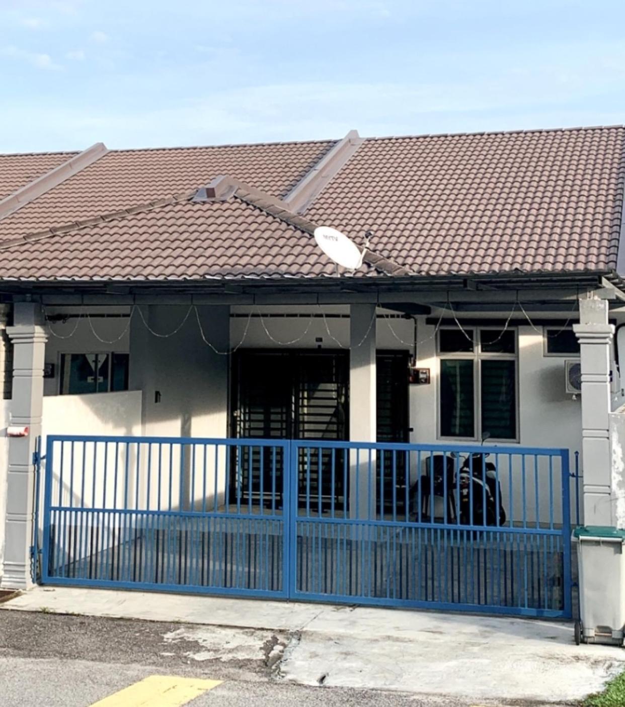 Homestay Cikgu Nora Near Uthm Kptm Kktm Ipg Moslim Onli Kampong Seri Gading Exteriér fotografie